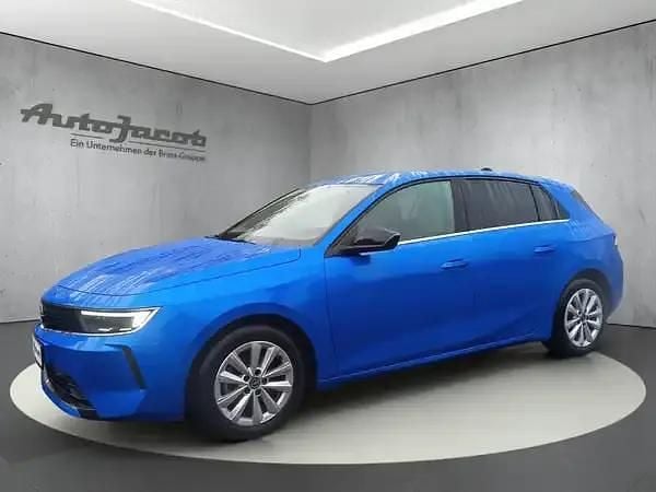 Używany Opel Astra Elegance 131 KM (96 kW) 2022 Sedan/Limuzyna