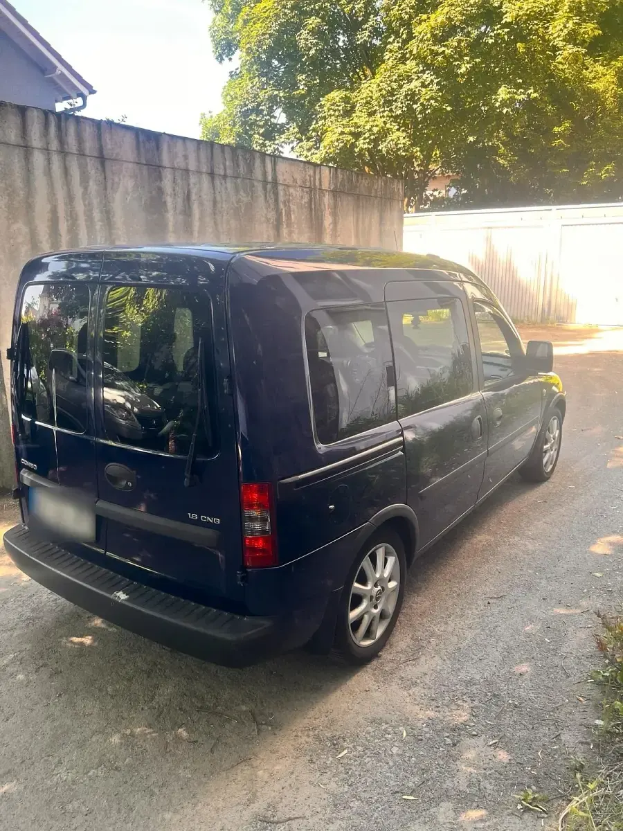 Gebraucht Opel Combo 90 PS (66 kW) 2007 Blau Van / Kleinbus