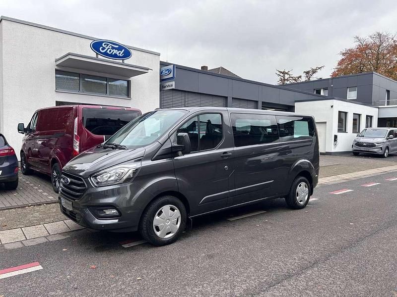 Magneticgrau (metallic) Gebraucht 2023 Ford Transit Custom Trend Van / Kleinbus | 39.990 € - Bild 1/4