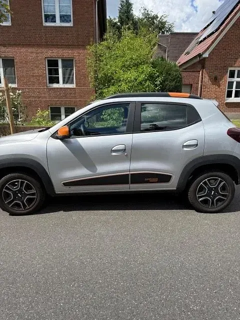 Gebraucht Dacia Spring Comfort Plus 33 kW (45 PS) 2022 Silber Kleinwagen