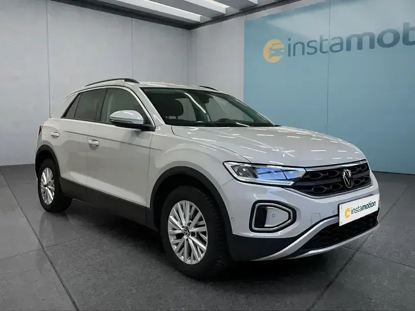 Gebraucht VW T-Roc Life 110 PS (80 kW) 2023 Grau SUV