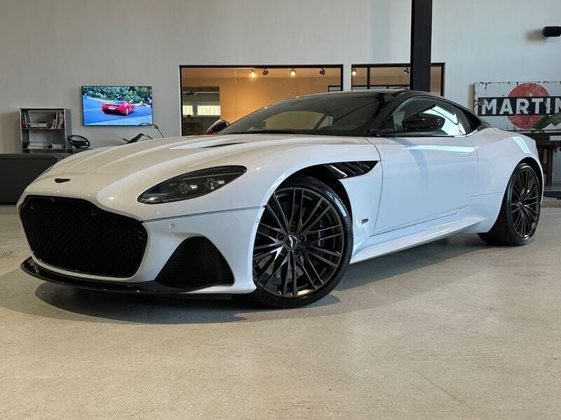White stone Gebraucht 2021 Aston Martin DBS Coupé | 229.980 € (Superpreis) - Bild 1/4