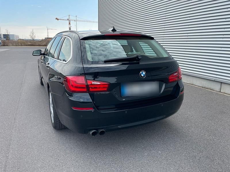 Gebraucht BMW 525 204 PS (150 kW) 2011 Schwarz Kombi