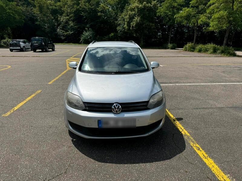 Silber Gebraucht 2010 VW Golf VI Limousine | 2.980 € (Guter Preis) - Bild 1/4