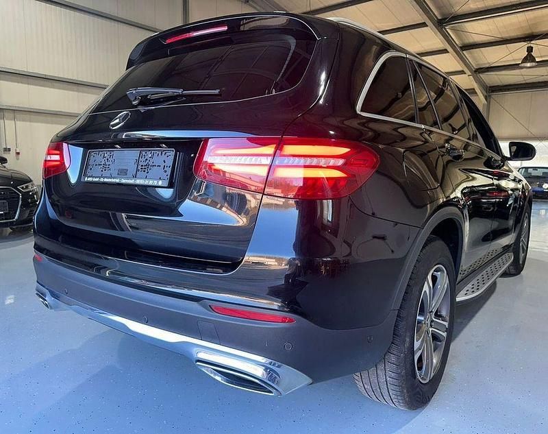 Gebraucht Mercedes GLC220 170 PS (125 kW) 2018 Schwarz/baltic black SUV
