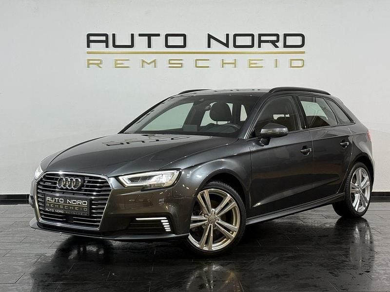 Grau Gebraucht 2020 Audi A3 e-tron S-Line Kleinwagen | 21.990 € (Fairer Preis) - Bild 1/4