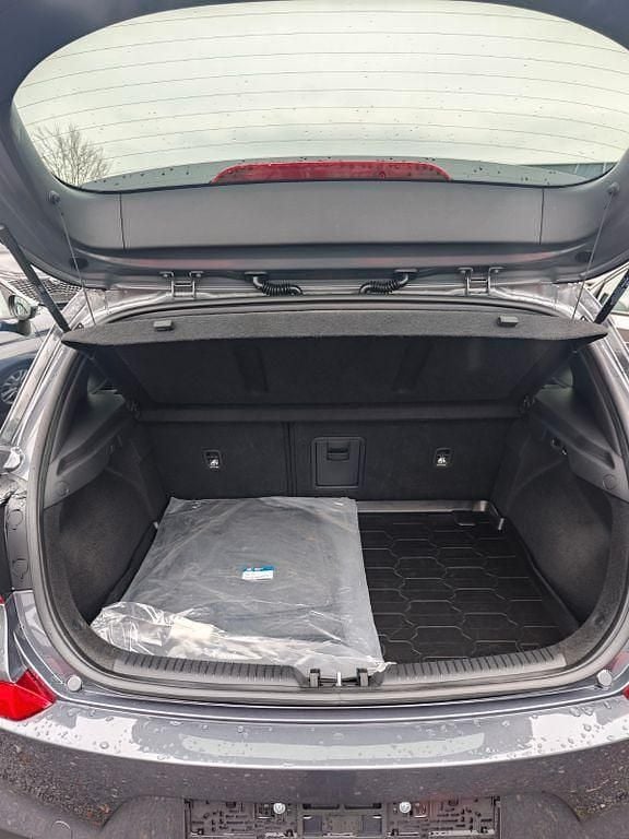 Gebraucht Hyundai i30 Trend 140 PS (102 kW) 2017 Grau Limousine