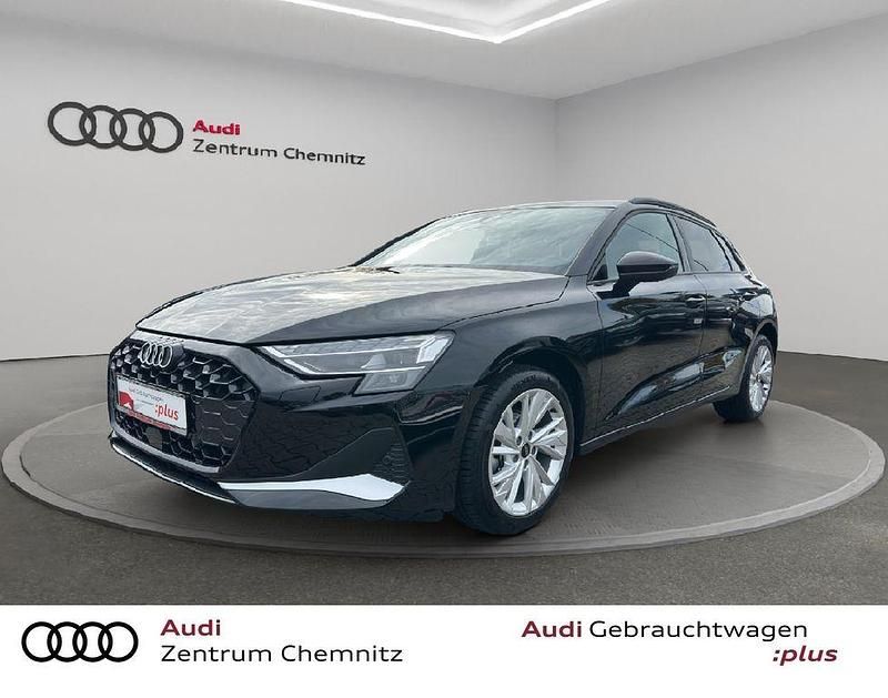 Schwarz Gebraucht 2025 Audi A3 Sportback Sport Kleinwagen | 32.990 € (Etwas zu teuer) - Bild 1/4
