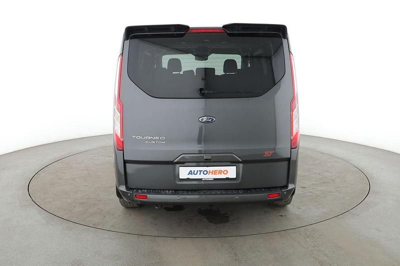 Gebraucht Ford Tourneo Titanium 2023 Grau Van / Kleinbus