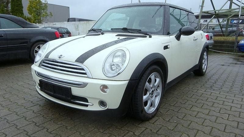Gebraucht Mini Cooper 116 PS (85 kW) 2005 Weiß Kleinwagen