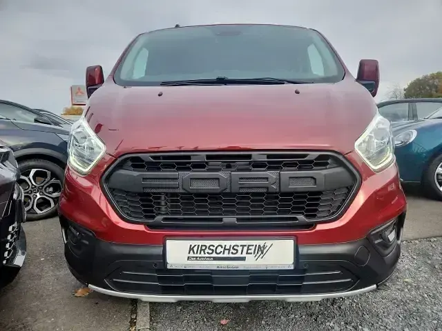 Gebraucht Ford Transit Custom 185 PS (136 kW) 2021 Rot Kombi