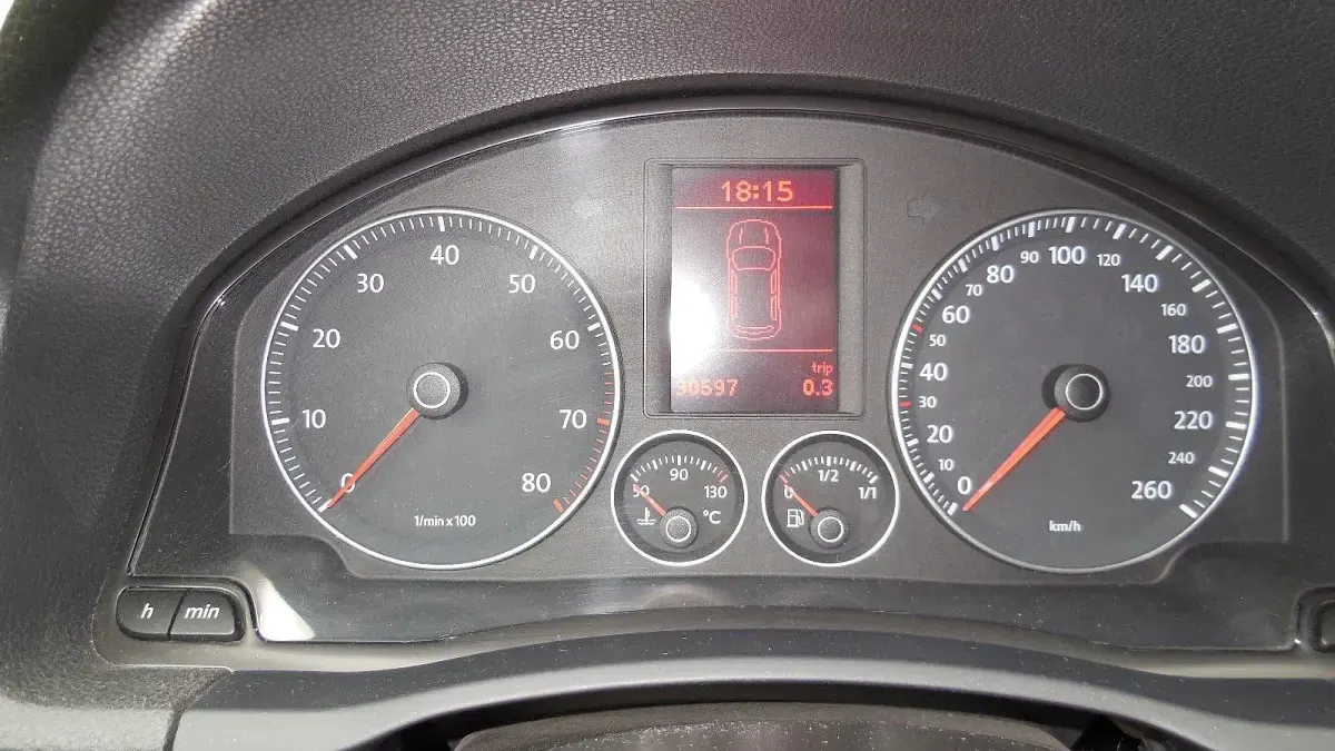 Gebraucht VW Golf V 140 PS (102 kW) 2008 Grau Limousine
