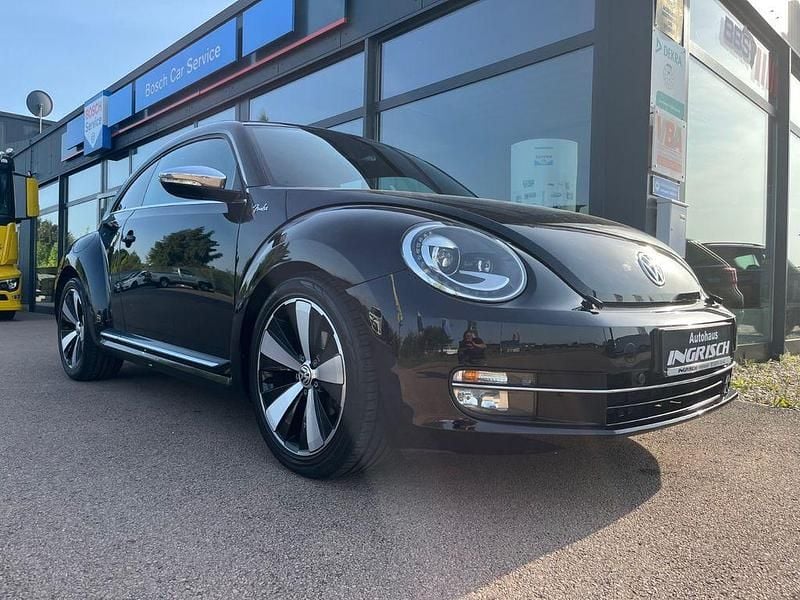 Schwarz Gebraucht 2013 VW Beetle Edition Limousine | 11.450 € (Fairer Preis) - Bild 1/4