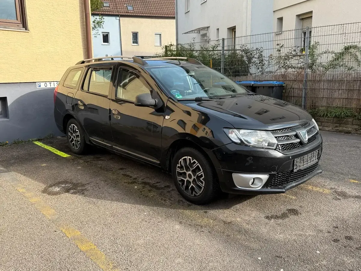 Gebraucht Dacia Logan MCV 75 PS (55 kW) 2013 Schwarz Kombi