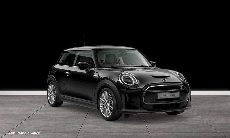 Midnight black Gebraucht 2023 Mini Cooper SE Hatch Kleinwagen | 21.760 € (Fairer Preis) - Bild 1/3