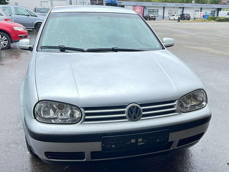 Silber Gebraucht 2003 VW Golf IV Comfortline Limousine | 1.750 € (Fairer Preis) - Bild 1/4