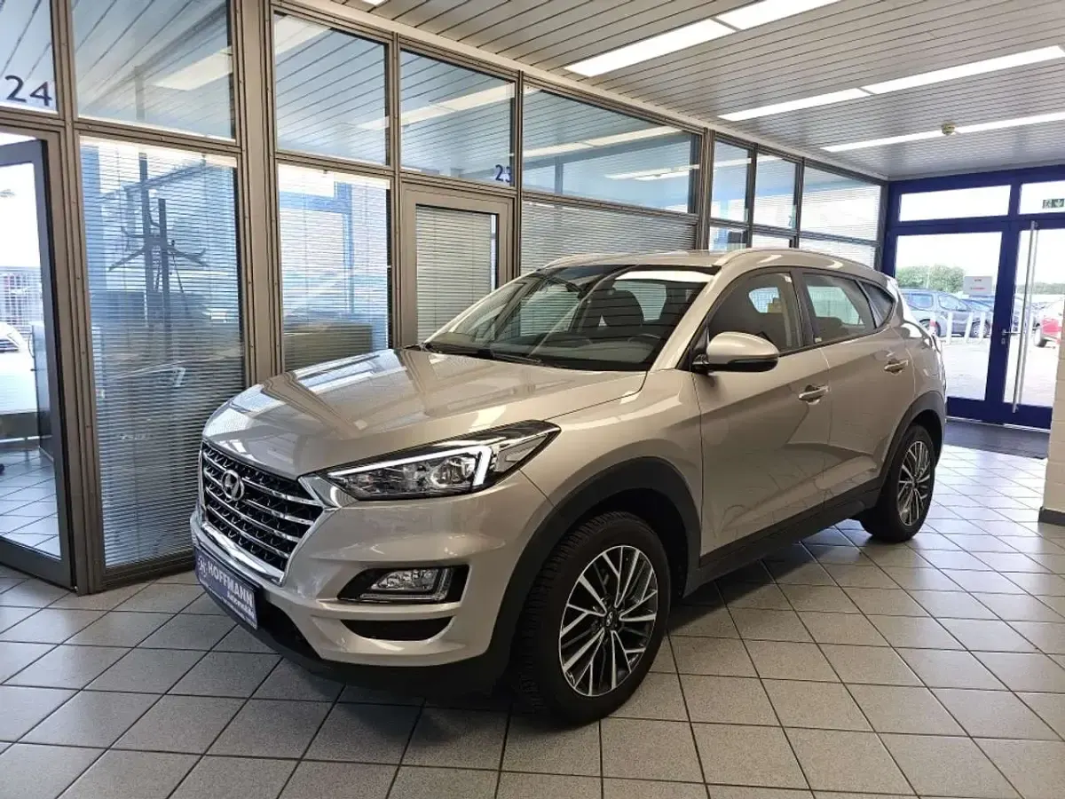 Gebraucht Hyundai Tucson 132 PS (97 kW) 2020 Beige SUV