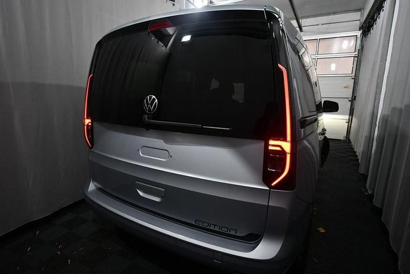 Neu VW Caddy Life 122 PS (89 kW) 2025 Silber Van / Kleinbus