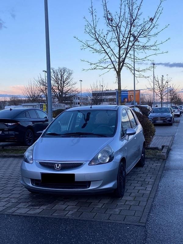 Gebraucht Honda Jazz 78 PS (57 kW) 2005 Grau Kleinwagen