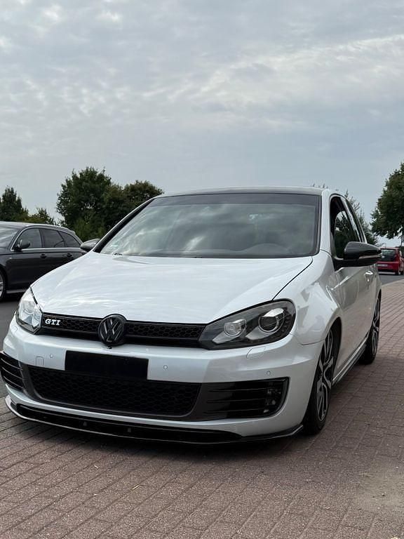 Schwarz Gebraucht 2011 VW Golf VI GTI Limousine | 9.500 € (Fairer Preis) - Bild 1/4