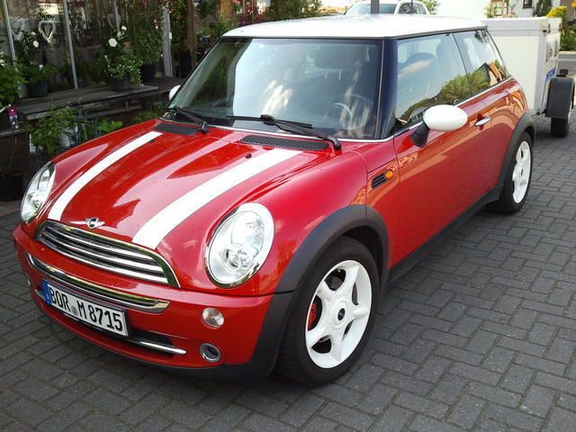 Rot Gebraucht 2005 Mini Cooper Pepper Kleinwagen | 9.500 € (Etwas zu teuer) - Bild 1/4