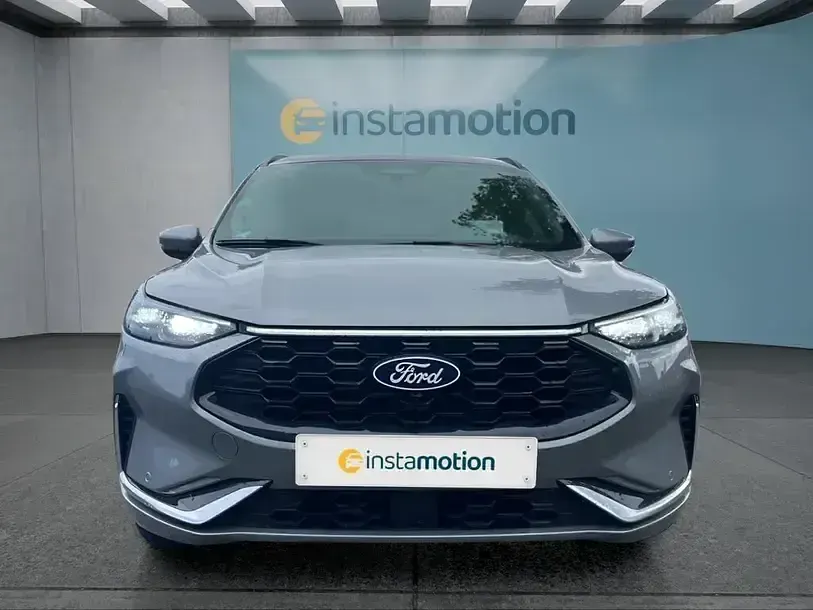 Gebraucht Ford Kuga ST-Line X 186 PS (136 kW) 2024 Silber SUV
