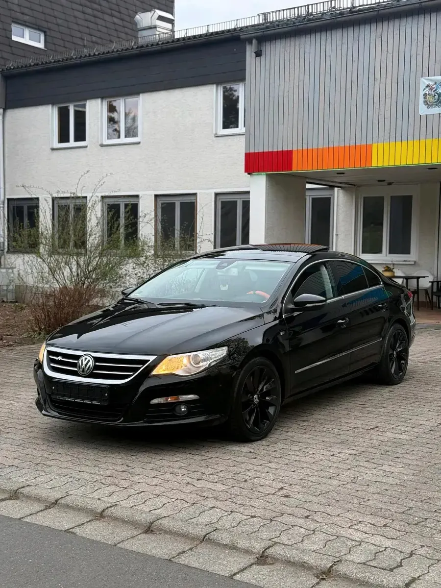 Gebraucht VW Passat 299 PS (219 kW) 2010 Schwarz Limousine