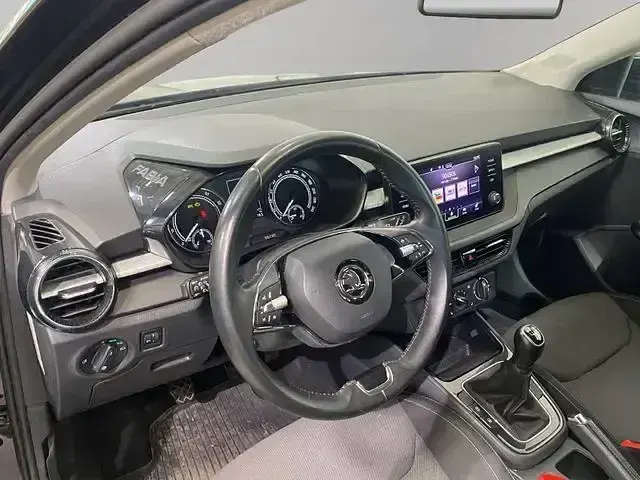 Gebraucht Skoda Fabia 65 PS (47 kW) 2022 Schwarz Kleinwagen