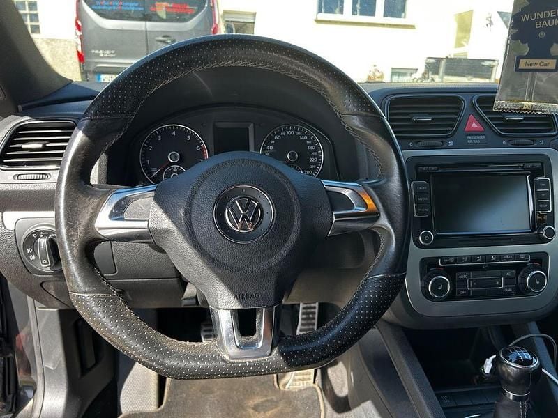 Usata VW Scirocco 122 CV (89 kW) 2011 Marrone Coupé