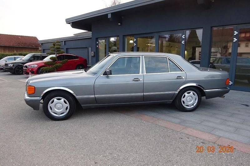 Gebraucht Mercedes 300 SE 179 PS (131 kW) 1988 Grau Limousine