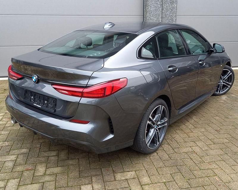 Gebraucht BMW 216 M Sport 116 PS (85 kW) 2020 Grau Coupé