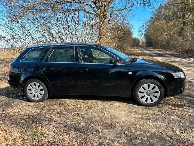 Gebraucht Audi A4 140 PS (102 kW) 2007 Schwarz Kombi