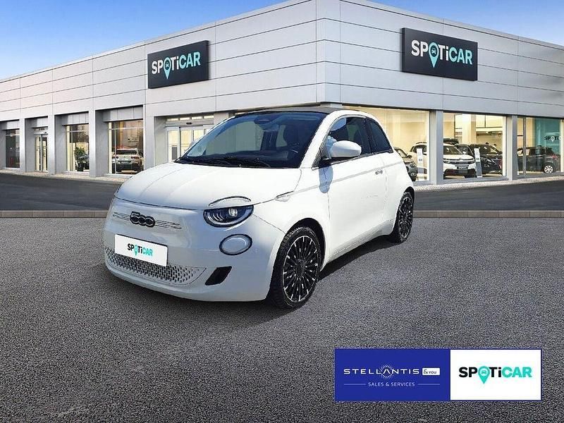 Weiß Gebraucht 2022 Fiat 500e Icon Cabrio | 20.980 € (Guter Preis) - Bild 1/4