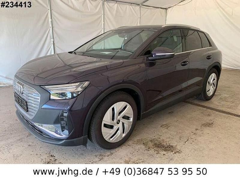Purple metallic Gebraucht 2022 Audi Q4 e-tron S-Line SUV | 30.490 € - Bild 1/4