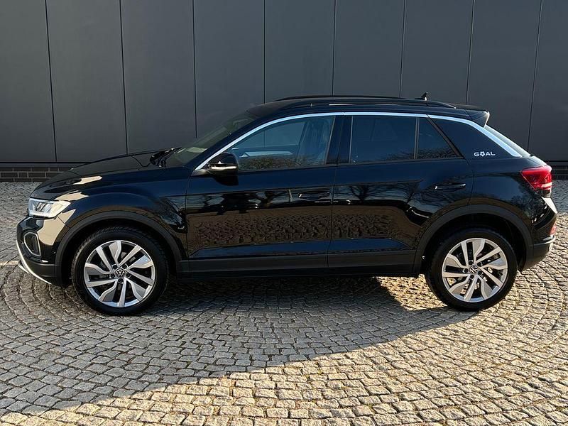 Gebraucht VW T-Roc Goal 116 PS (85 kW) 2025 Deep black perleffekt SUV