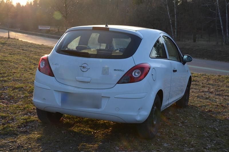 Gebraucht Opel Corsa 69 PS (50 kW) 2010 Kleinwagen