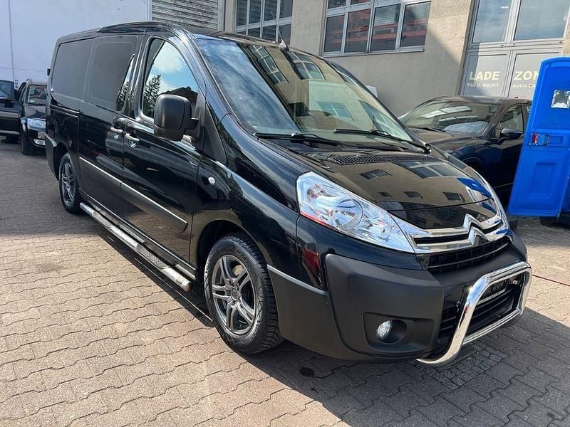 Second-hand Citroën Jumpy 163 CP (119 kW) 2015 Negru Monovolum