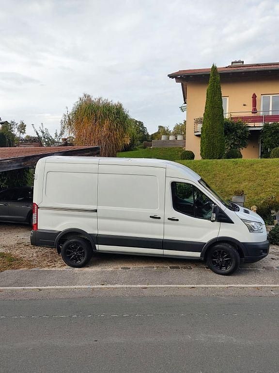 Weiß Gebraucht 2019 Ford Transit Limousine | 15.600 € (Guter Preis) - Bild 1/4