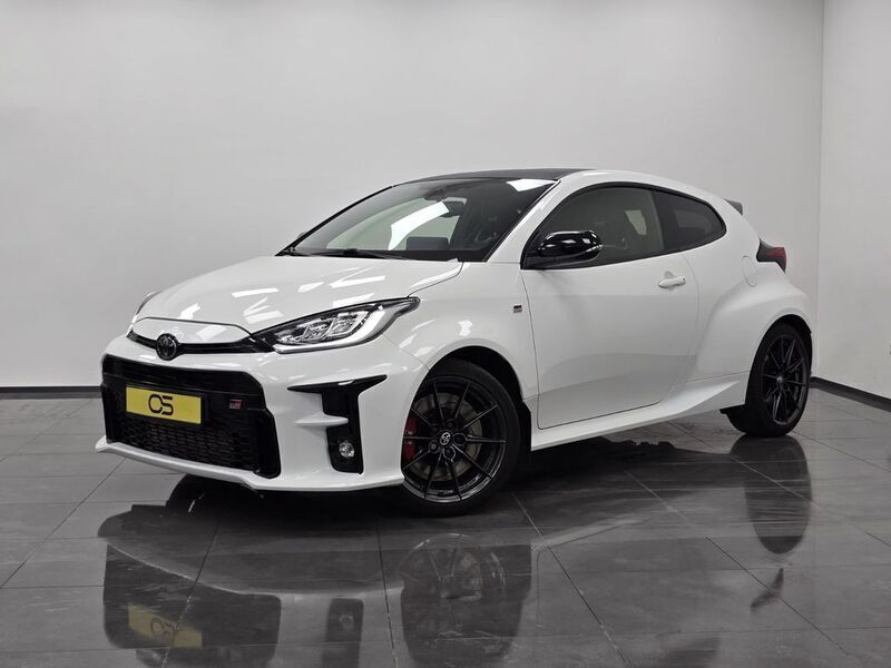 Weiß Gebraucht 2021 Toyota Yaris Kleinwagen | 26.900 € (Superpreis) - Bild 1/4