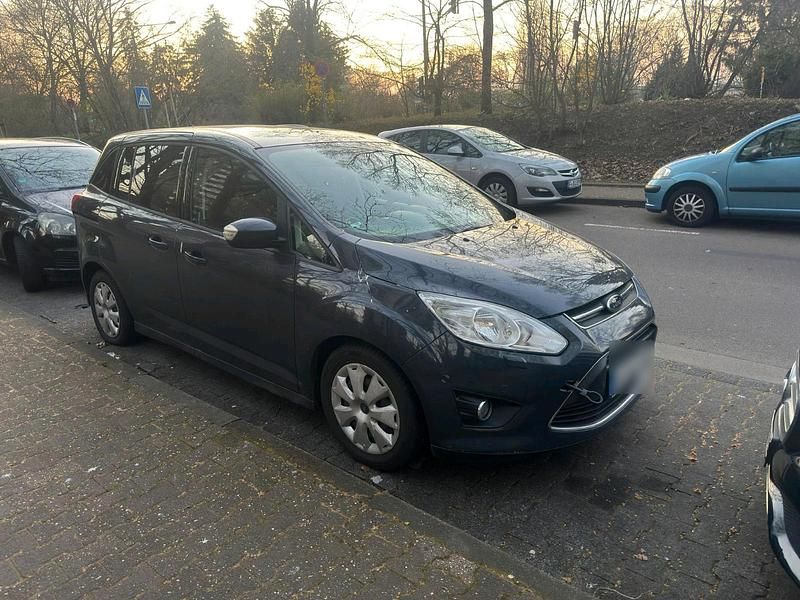 Gebraucht Ford C-MAX 140 PS (102 kW) 2013 Van / Kleinbus