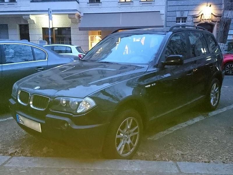 Schwarz Gebraucht 2004 BMW X3 SUV | 5.500 € (Etwas zu teuer) - Bild 1/4