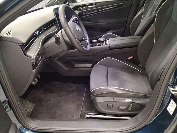 Gebraucht VW ID.7 Pro 210 kW (286 PS) 2025 Aquamarinblau metallic (metallic) Kombi