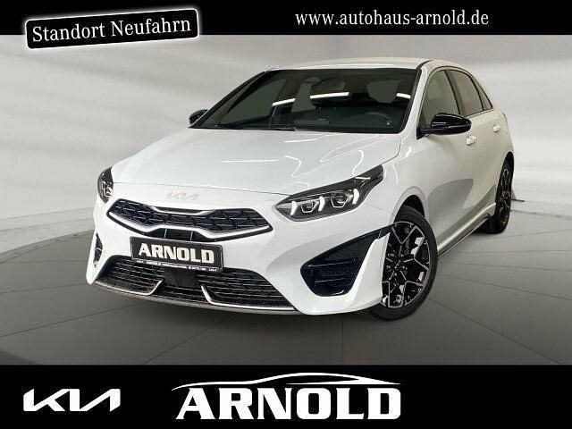 Neu Kia Ceed GT-Line 140 PS (102 kW) 2025 Weiß (carraraweiß) Kleinwagen