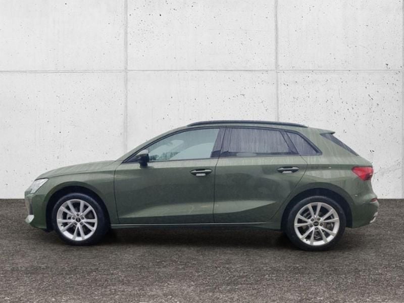 Gebraucht Audi A3 Advanced Plus 116 PS (85 kW) 2025 Distriktgrün metallic (metallic) Limousine