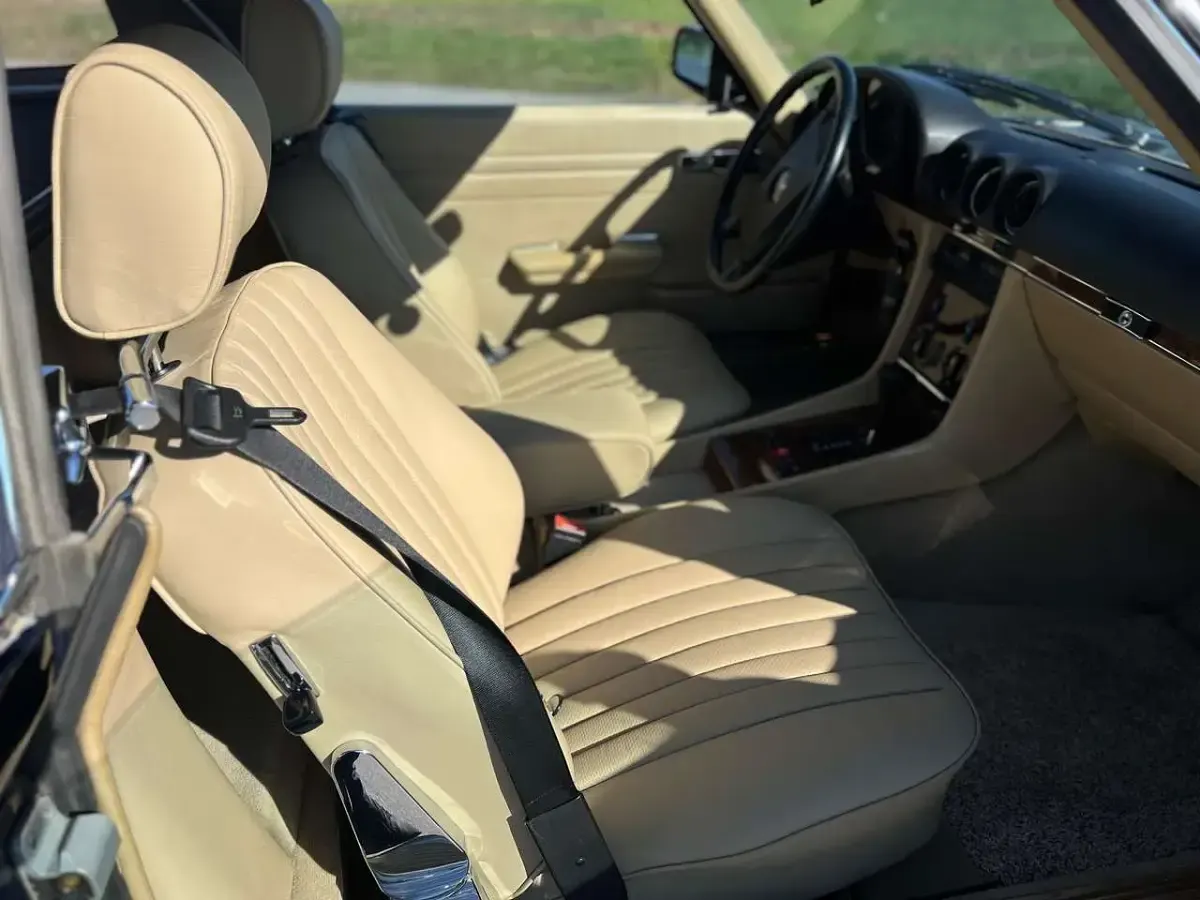 Gebraucht Mercedes SL300 179 PS (131 kW) 1987 Blau Cabrio
