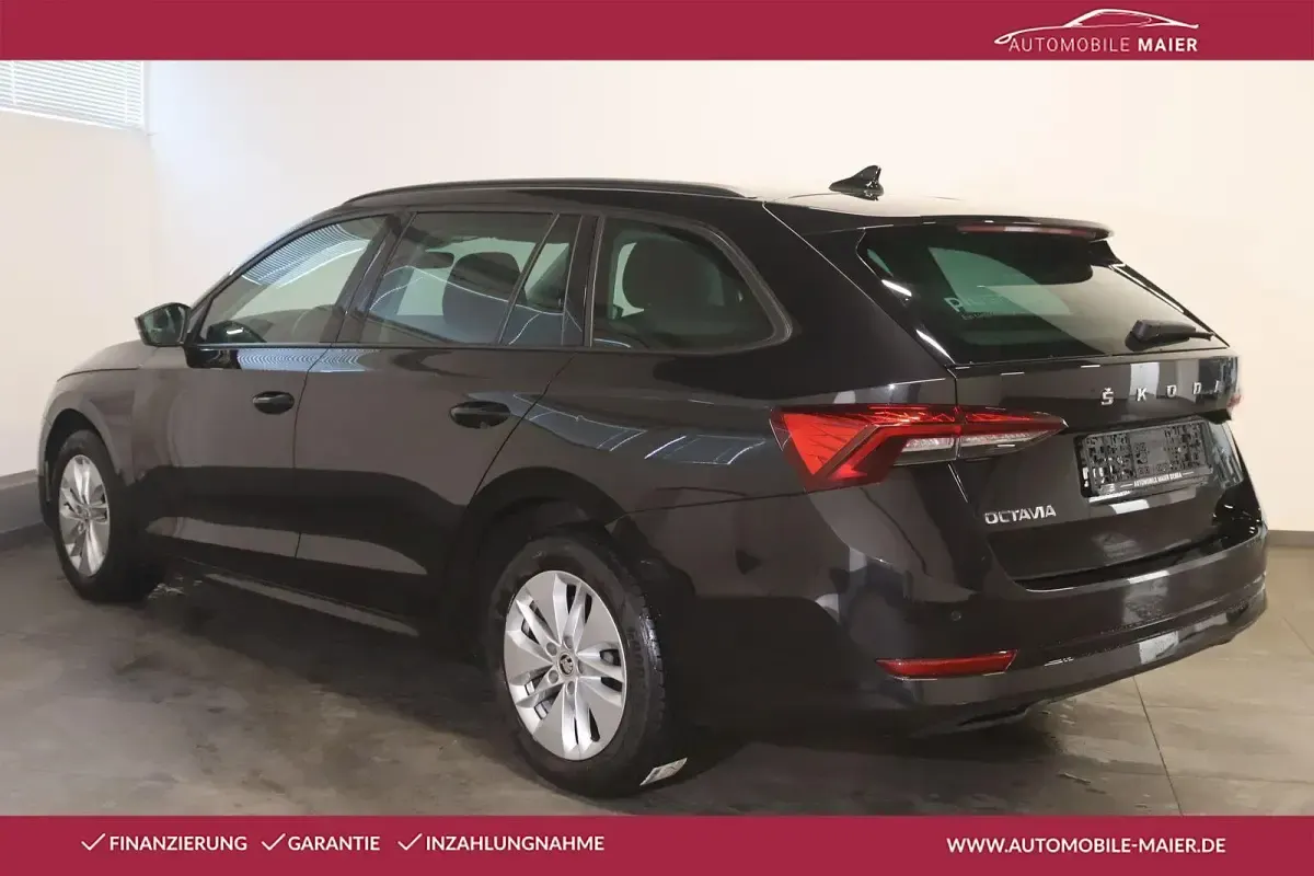 Gebraucht Skoda Octavia Ambition 150 PS (110 kW) 2023 Schwarz Kombi