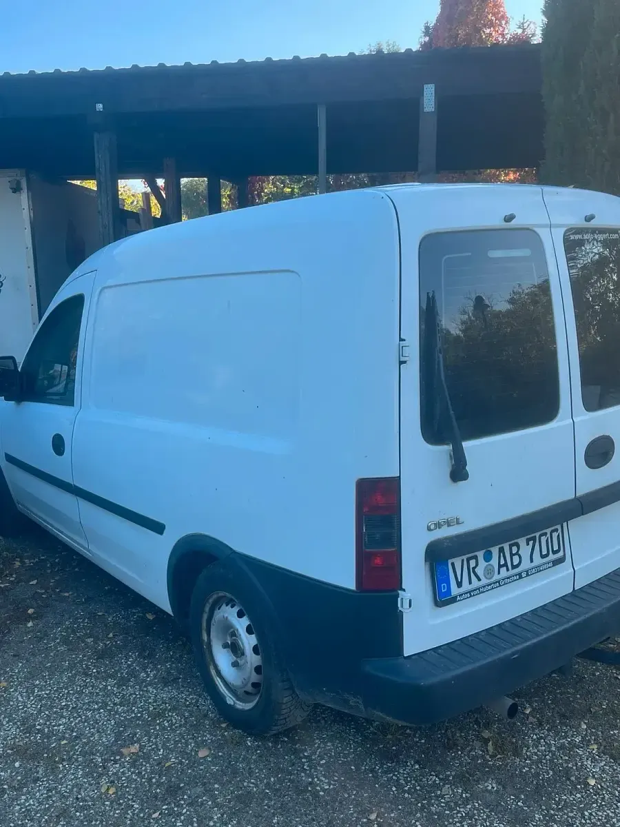Używany Opel Combo 2008 Biały Minivan