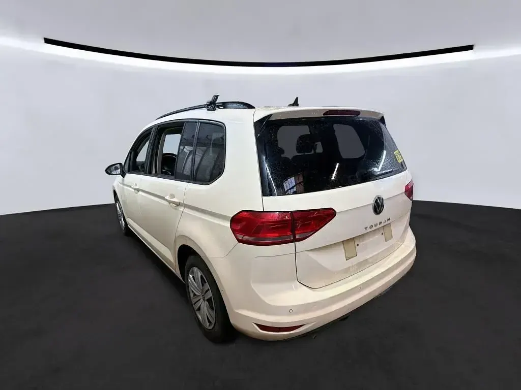 Second-hand VW Touran 150 CP (110 kW) 2023 Monovolum