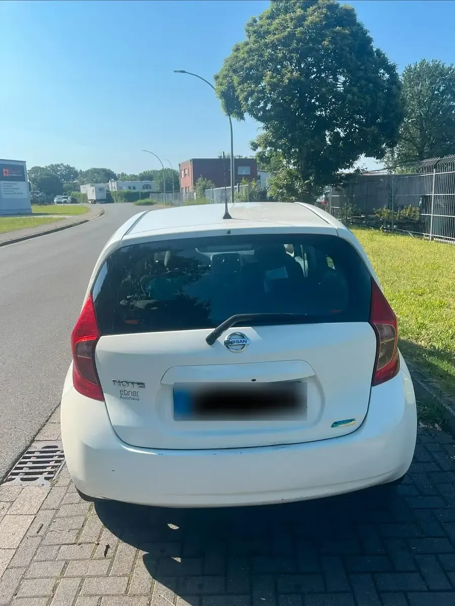 Gebraucht Nissan Note 80 PS (58 kW) 2013 Weiß Kleinwagen