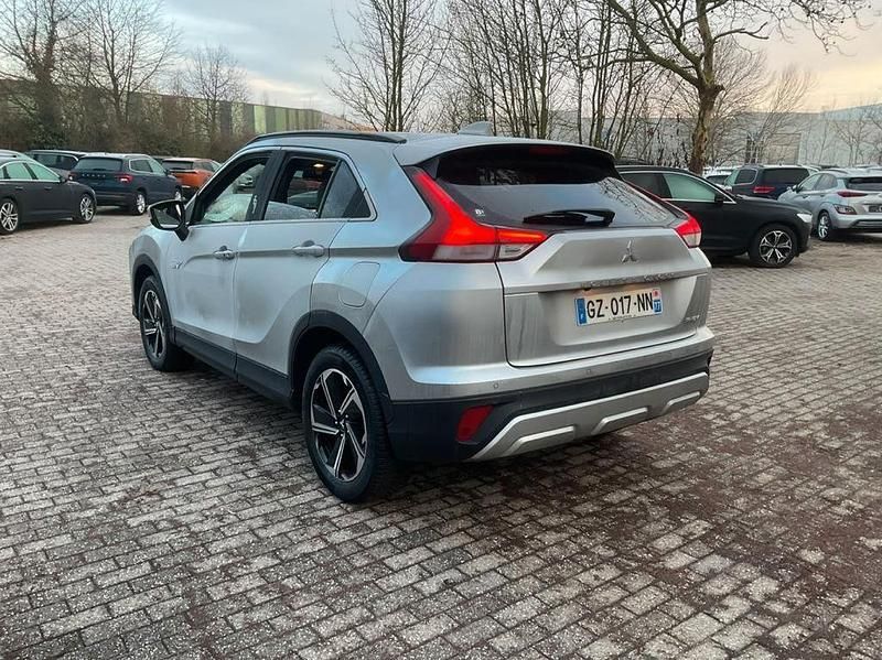 Gebraucht Mitsubishi Eclipse Cross 188 PS (138 kW) 2024 Silber SUV